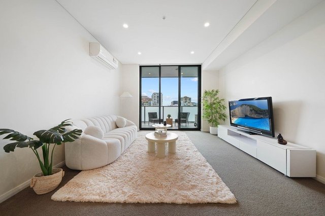 705/12 Woniora Road, NSW 2220