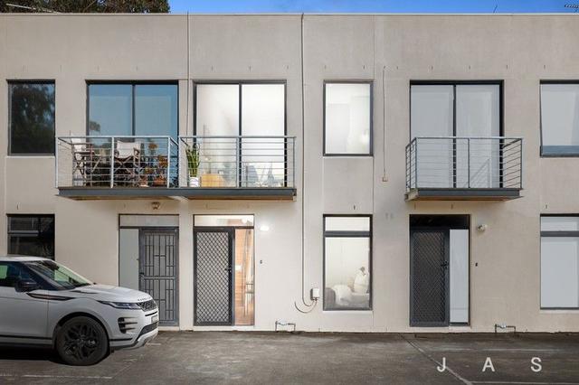 2/3 Canterbury Street, VIC 3013