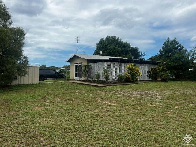 40 Beatts Road, QLD 4850