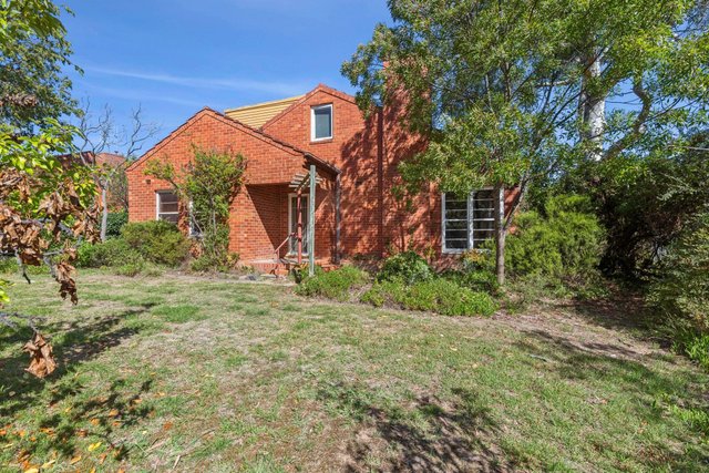 21 Favenc Circle, ACT 2603