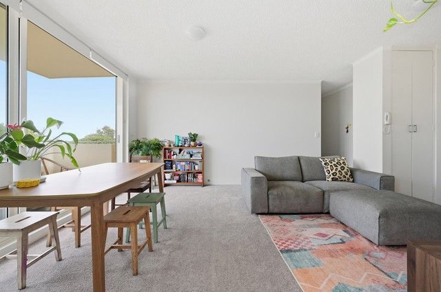 1/83 Broome  Street, NSW 2035