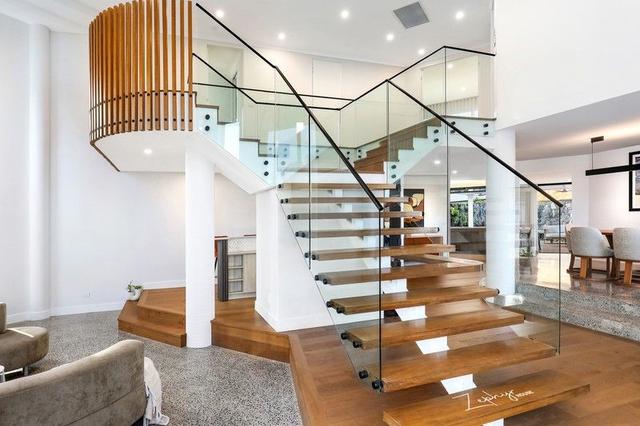 10 Hutchinson Drive, NSW 2519