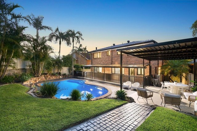 17 Balmoral Crescent, NSW 2198