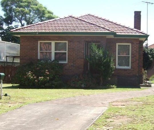 21 Heath St, NSW 2196