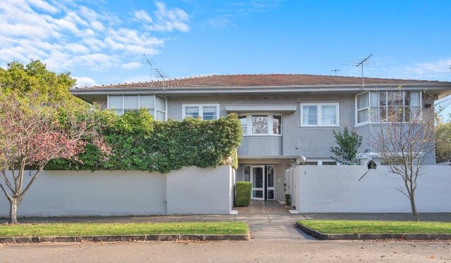 2/1 Carmyle Avenue, VIC 3142