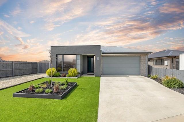 11 Hermitage Drive, NSW 2731