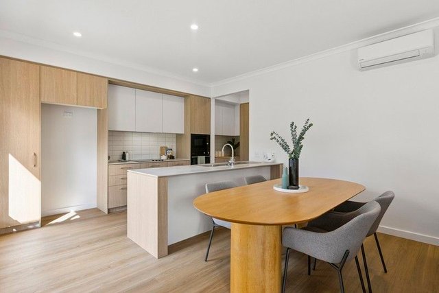 81/40 Chetwynd Grove, VIC 3750