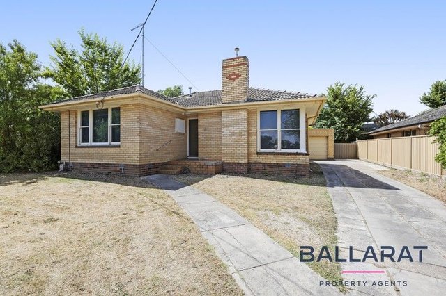 8 Winter St, VIC 3350