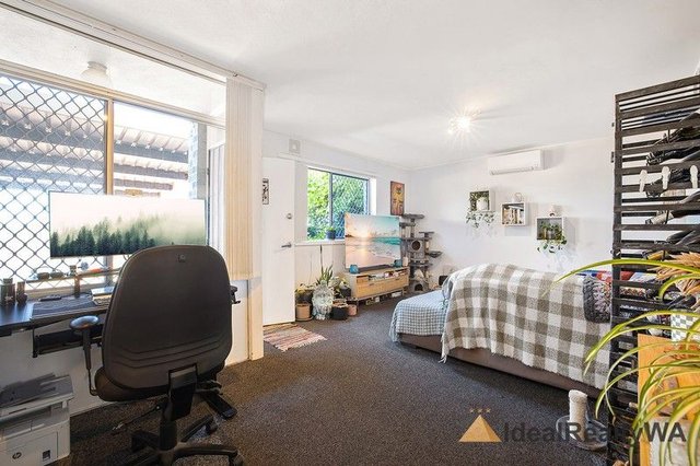 1/18 Greville Way, WA 6064