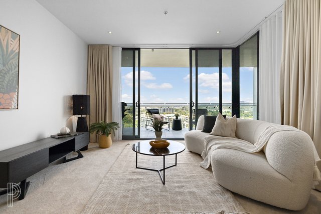 1323/240 Bunda Street, ACT 2601