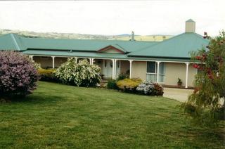 View of house (2006-10-11)