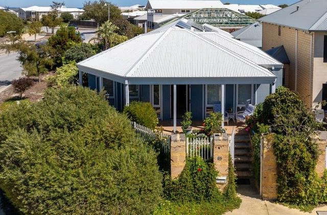 55 Seaside Avenue, WA 6035