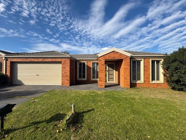 4 Kingsfield Crescent, VIC 3975