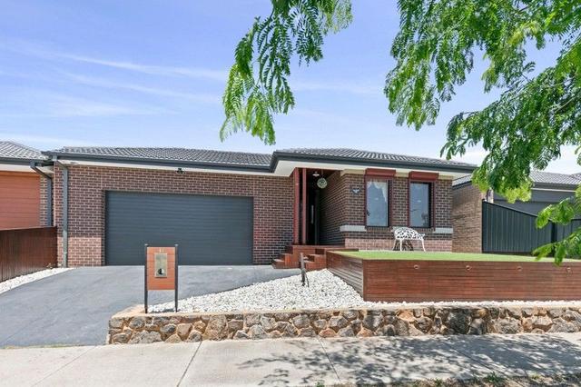 13 Hawking Crescent, VIC 3336