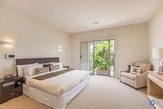 Bedroom (2015-10-14)