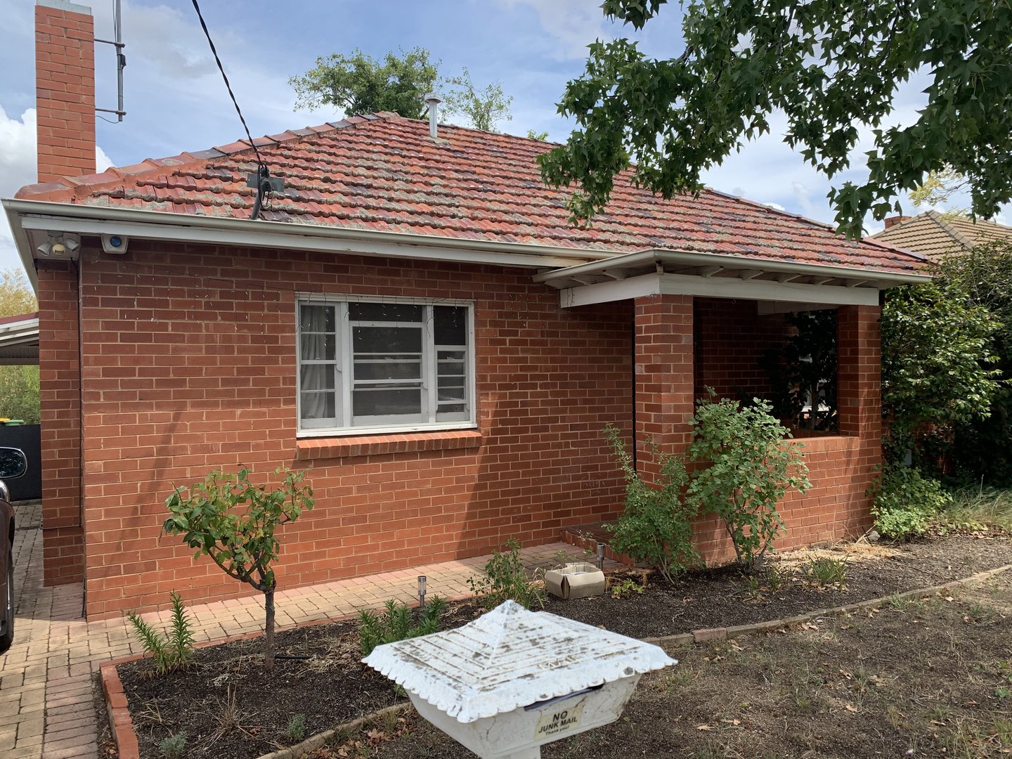 2 Bruce Street, Queanbeyan NSW 2620 Allhomes