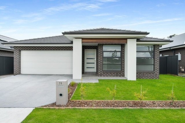 35 Alma Den Way, NSW 2573