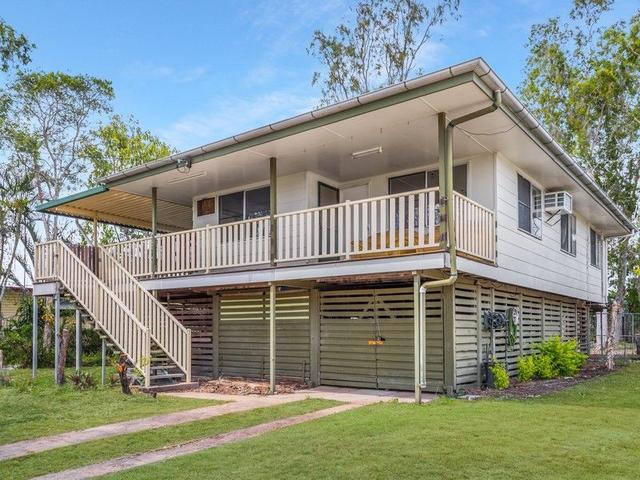 30 Middle Crescent, QLD 4745