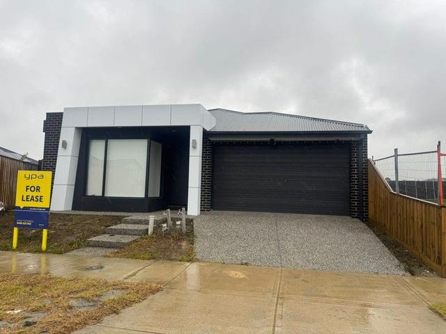 13 Tangelo Street, VIC 3064