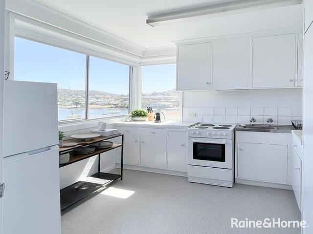2/8 Ballawinnie Road, TAS 7015