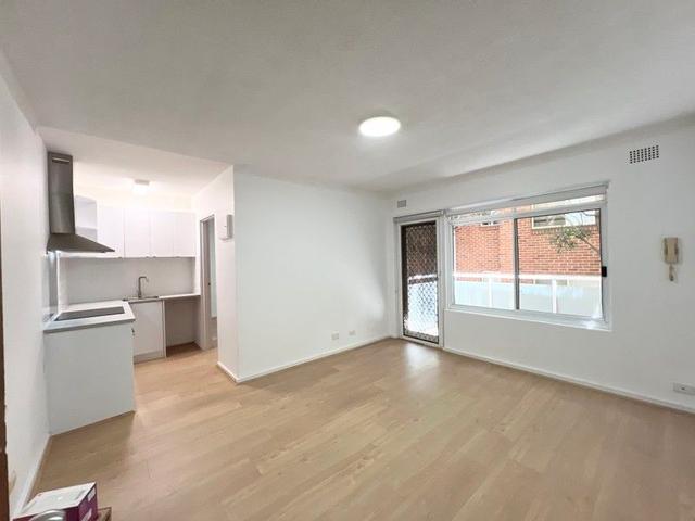 1/11-13 Ethel Street, NSW 2122