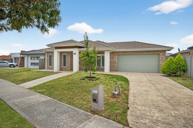 70 Stately Drive, VIC 3977