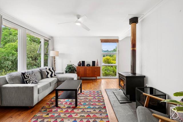 10 Cassinia Street, ACT 2602
