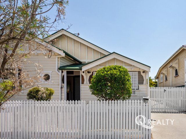 12 Cairns Street, QLD 4169
