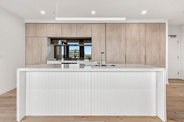 Level 12, 1206/44 Ryrie Street, VIC 3220