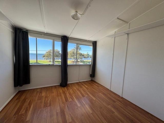 1/88 Flinders Parade, QLD 4017