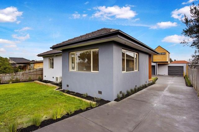 1/5 Madeleine Road, VIC 3168
