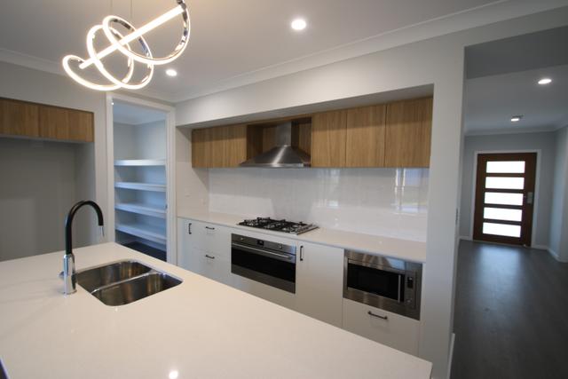 17 Edye Circuit, NSW 2800