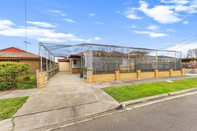 8 Susan Court, VIC 3840