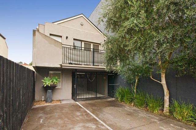 2/19 Melbourne Street, VIC 3163