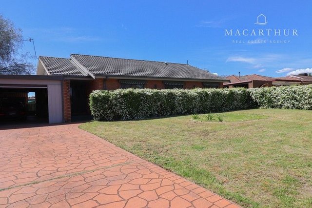1 Jasmin Crescent, NSW 2650