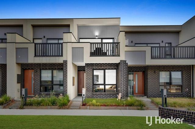 10 Myrtle Walk, VIC 3977