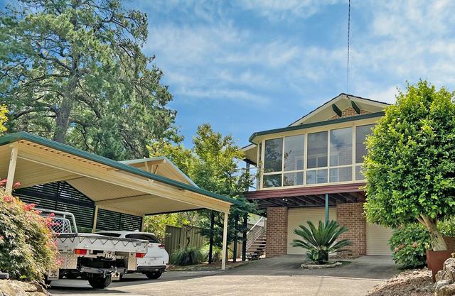 9 Parkes Crescent, NSW 2776