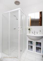 Ensuite (2011-04-07)