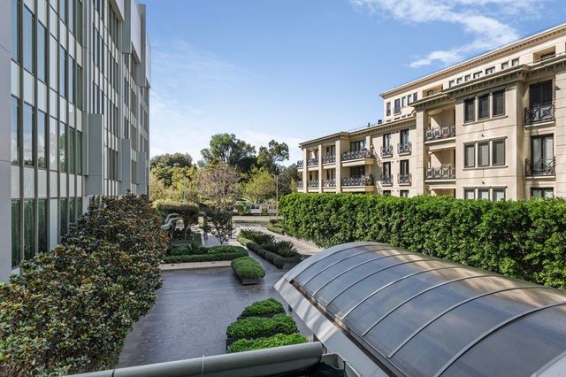 T104/348 St Kilda Road, VIC 3000