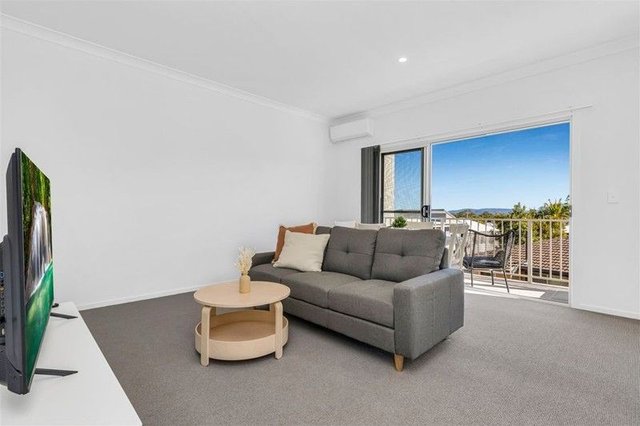 12/23a Sarah Street, QLD 4103