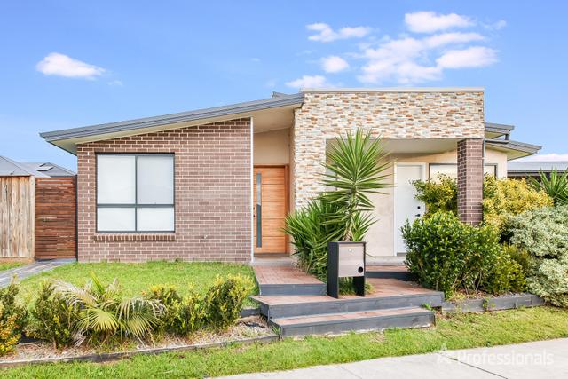 3 McLaurin Ave, NSW 2570