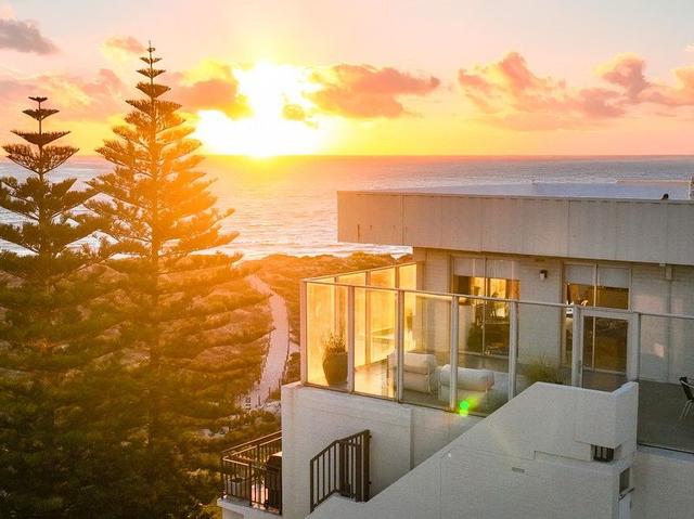 25/287 West Coast Highway, WA 6019