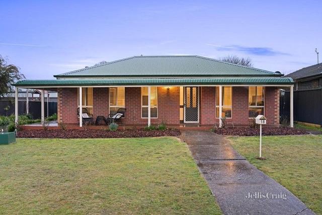 18 Mitchell Drive, VIC 3352