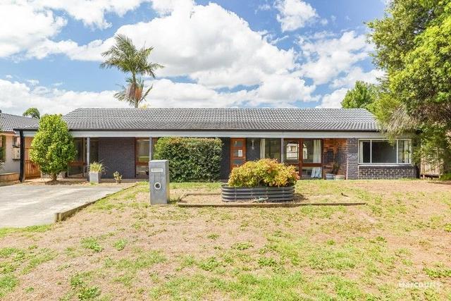 14 Macintyre Crescent, NSW 2560