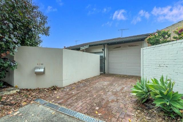 2/32 Saunders Street, WA 6152