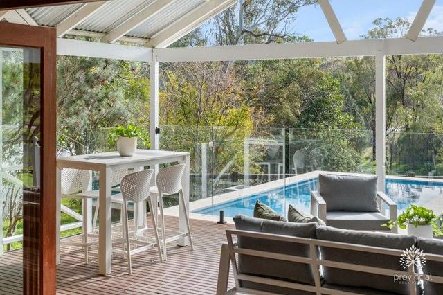 18 Oakleigh Road, WA 6070