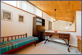 Study/ Sitting Area (2011-08-31)