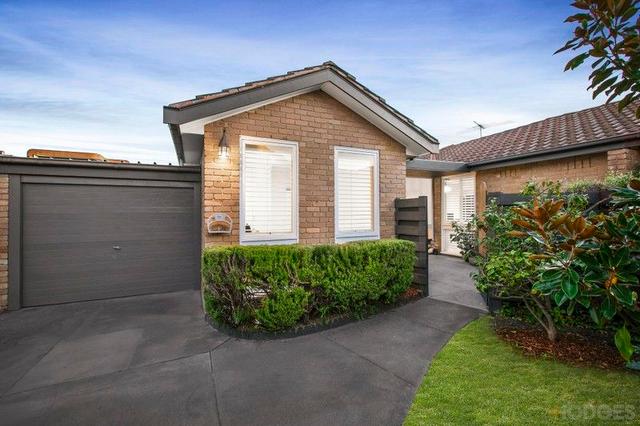 4/3 Oak Grove, VIC 3186
