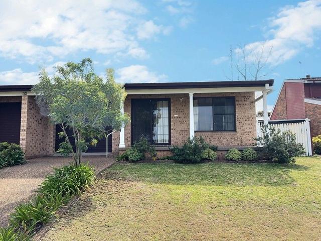 2/32 Grainger Cres, NSW 2330