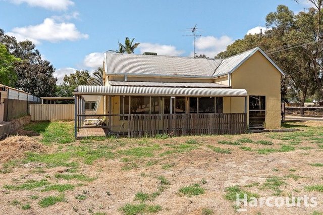 6 George Beacham Way, WA 6208